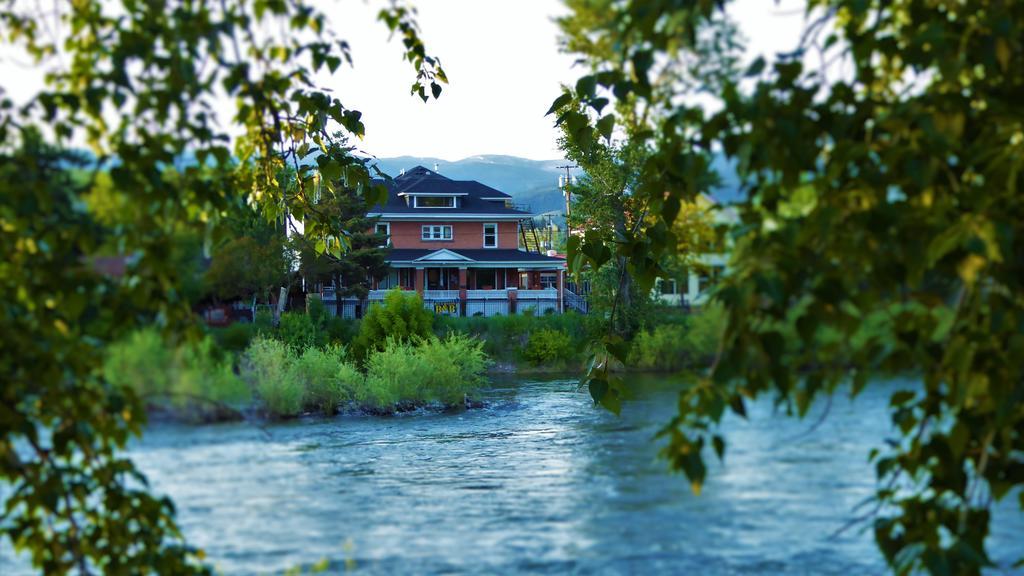 Goldsmith'S River Front Inn Missoula Exteriör bild